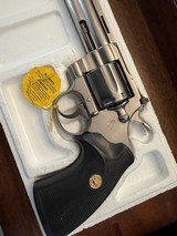 c1981 COLT PYTHON 8