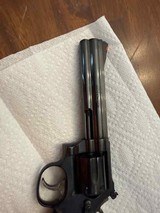 SMITH & WESSON MODEL 586-2 6