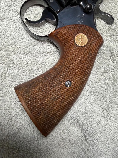 Gen 1 COLT PYTHON c1958 ORIGINAL GRIPS 4 DIGIT S/N REASONABLE OFFERS CONSIDERED C&R OK - Image 9 of 12