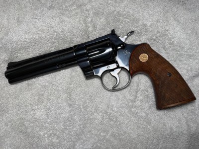 Gen 1 COLT PYTHON c1958 ORIGINAL GRIPS 4 DIGIT S/N REASONABLE OFFERS CONSIDERED C&R OK - Image 2 of 12