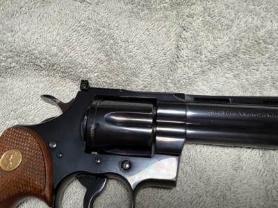 Gen 1 COLT PYTHON c1958 ORIGINAL GRIPS 4 DIGIT S/N REASONABLE OFFERS CONSIDERED C&R OK - Image 3 of 12