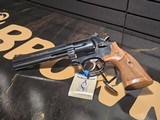 Smith and Wesson, Model 586, Chambered in .357 Magnum - 5 of 9