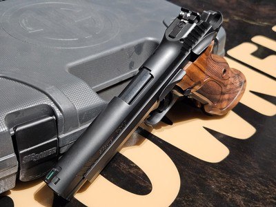 P210 Target 9mm Luger 5" BBL (2)8RD Mags SAO Walnut - Image 5 of 7