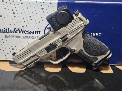 Spec SrsVI M&P M2.0 Metal 9mm 4"BBL (3)15RD Champagne Bundle - Image 4 of 8