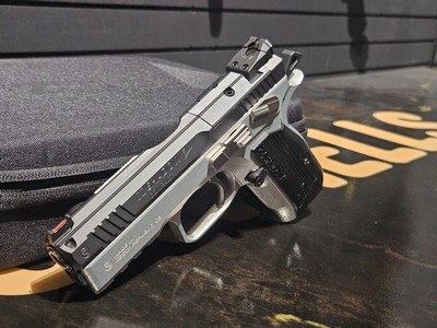 CZ Shadow 2 Compact Cambered in 9x19 - Image 3 of 7