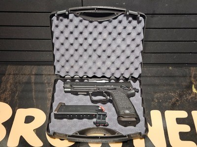 Heckler & Koch USP Expert Chambered in 9x19mm - Image 1 of 7