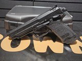 Heckler & Koch USP Expert Chambered in 9x19mm - Image 2 of 7