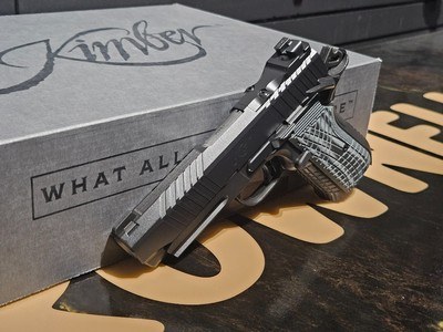 Kimber KDS9C Chambered in 9x19 - Image 2 of 7