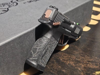 Sig Sauer P365 Rose 9x19 - Image 2 of 8