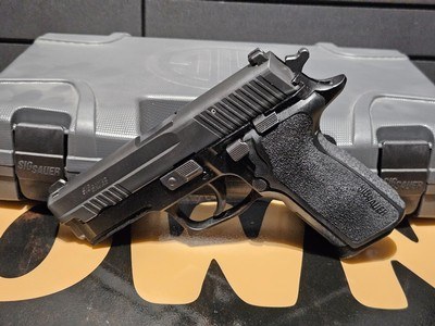 Sig Sauer P229 Elite Compact 9mmx19 - Image 1 of 7