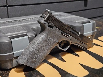 Smith & Wesson M&P 5.7 5.7x28mm - Image 2 of 6