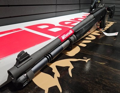 Benelli M1014 12 Gauge - Image 2 of 6