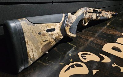 Beretta A400 Xtreme 12 Gauge three and half inch chamber - Image 5 of 6