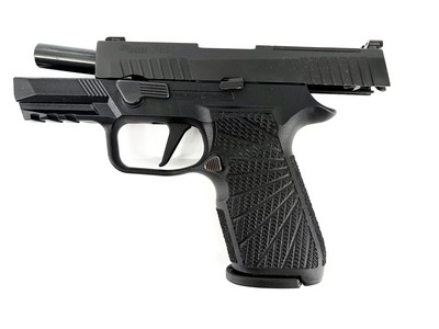 Wilson Combat Sig Sauer P320 9mm - Image 2 of 7