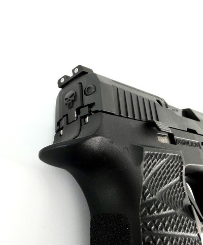 Wilson Combat Sig Sauer P320 9mm - Image 7 of 7