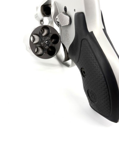 Smith & Wesson 642 Airweight .38 Special - Image 4 of 7