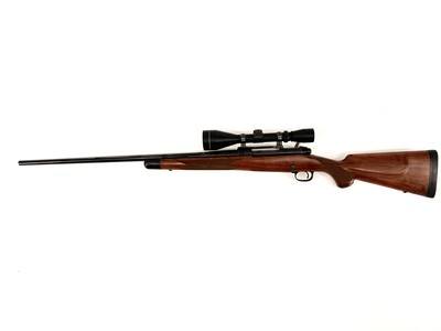 Winchester Model 70 Super Grade .300 Win Mag - Image 1 of 11