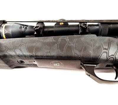 Weatherby Vanguard 22-250 - Image 9 of 9