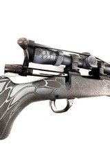 Weatherby Vanguard 22-250 - Image 5 of 9