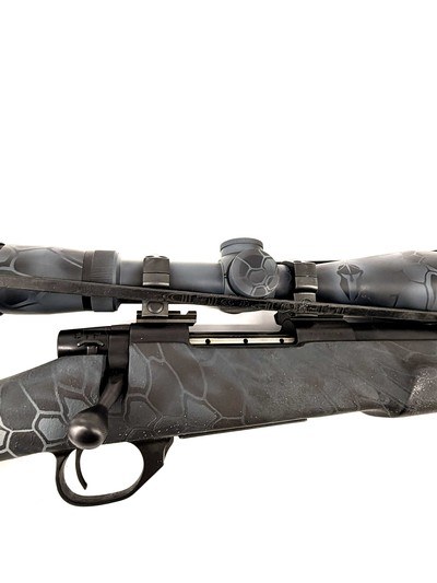 Weatherby Vanguard 22-250 - Image 2 of 9