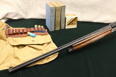 Benelli Legacy Limited Ed 20Ga/26" Engraved Gold Inlayed Mint w/ Box - Image 5 of 6