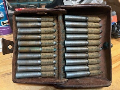 Leather McKeever Cartridge Box 30-40 Krag With 20 Tinned Cartridges'