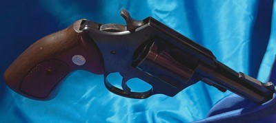 Charter Arms Bulldog .44 Special - Image 3 of 7