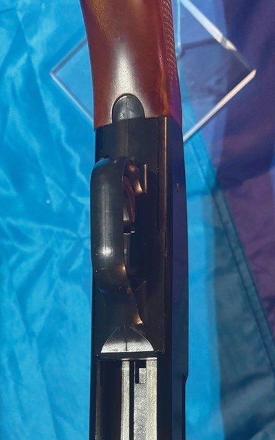 Mossberg 600AT Pump Action Shotgun - Image 4 of 8