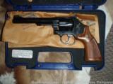 Smith&Wesson S&W model 48 22mag revolver - 1 of 2
