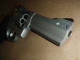 .357 MAGNUM Tracker Revolver by Taurus LNIB S.S. - 2 of 4