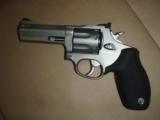 .357 MAGNUM Tracker Revolver by Taurus LNIB S.S. - 4 of 4