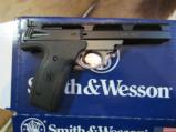 Smith and Wesson model 22A-1 semi auto pistol .22 LR - 2 of 6