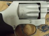 Smith & Wesson S&W 317-2 AirLite 8-shot revolver .22 lr LNIB - 3 of 5