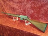 Collectable 1905 Winchester classic 32 cal riffle - 1 of 3