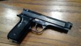 Beretta Rare 92s 9mm like 92fs 92 family - 2 of 2