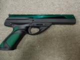Beretta U22 Neos semi-auto pistol .22 lr Black & Green in Box (2) mags - 2 of 4