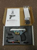 Ruger SR22 pistol .22 lr DA Silver Anodize/Green Camo #3640 NEW Davidsons Exclusive - 1 of 4