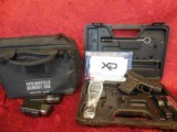 Springfield XD40 Sub Compact semi-auto pistol, 3" bbl, LNIB with EXTRAS!SALE PRICED!! - 1 of 12