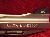 Smith & Wesson S&W 60-15 .357 mag Pro Series Night Sight Stock #178013 LIKE NEW w/box - 3 of 4