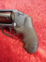 Smith & Wesson Bodyguard 5-shot 38 special +P revolver with Insight Laser Sight--SALE PRICED!! - 3 of 10