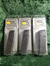 Glock G17 9mm 17-round mags NEW (3 count) #17017 - 1 of 2
