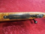 Weatherby Mark V, made in W. Germany, bolt action .300 mag rifle w/scope BEAUTIFUL Stock! - 10 of 19