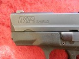 Smith & Wesson S&W M&P 9 Shield 9 mm pistol w/ 3 mags - 4 of 10