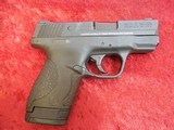 Smith & Wesson S&W M&P 9 Shield 9 mm pistol w/ 3 mags - 7 of 10