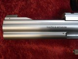 Smith & Wesson S&W 617-1 10-shot .22 lr revolver SS 6" bbl Truglo Sight - 6 of 10