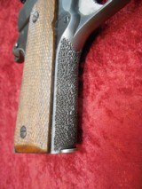 Colt Government 1911 Giles Custom Shop .45 acp Target pistol - 10 of 17