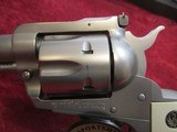 Ruger New Model Blackhawk 6-shot .357 mag/.38 spl Matte SS 4 5/8" bbl - 5 of 12