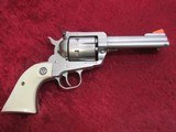Ruger New Model Blackhawk 6-shot .357 mag/.38 spl Matte SS 4 5/8" bbl - 2 of 12