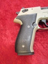 Sig Sauer Mosquito semi-auto pistol .22 lr DA/SA FDE LNIB #MOS-22-FDE - 3 of 9