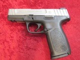 Smith & Wesson S&W SD9VE 9mm semi-auto pistol 4" bbl FS 16-shot Silver SS Slide/Black LNIB #223900 - 2 of 7